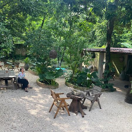 Casa Silice Guesthouse Valladolid  Ngoại thất bức ảnh