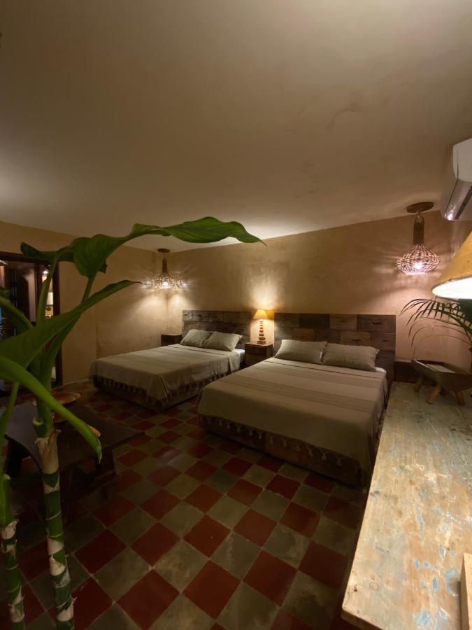 Casa Silice Guesthouse Valladolid  Ngoại thất bức ảnh