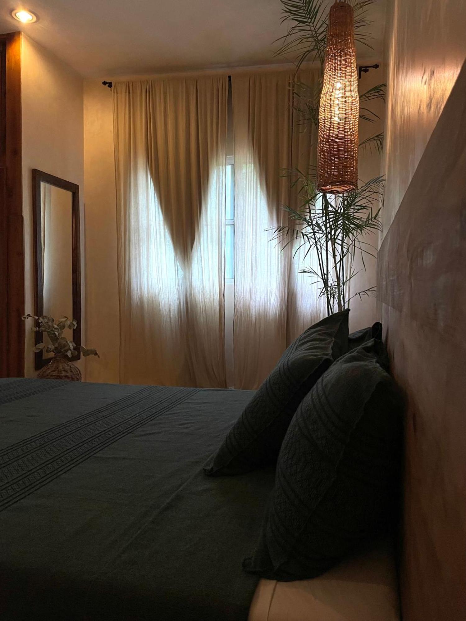 Casa Silice Guesthouse Valladolid  Ngoại thất bức ảnh