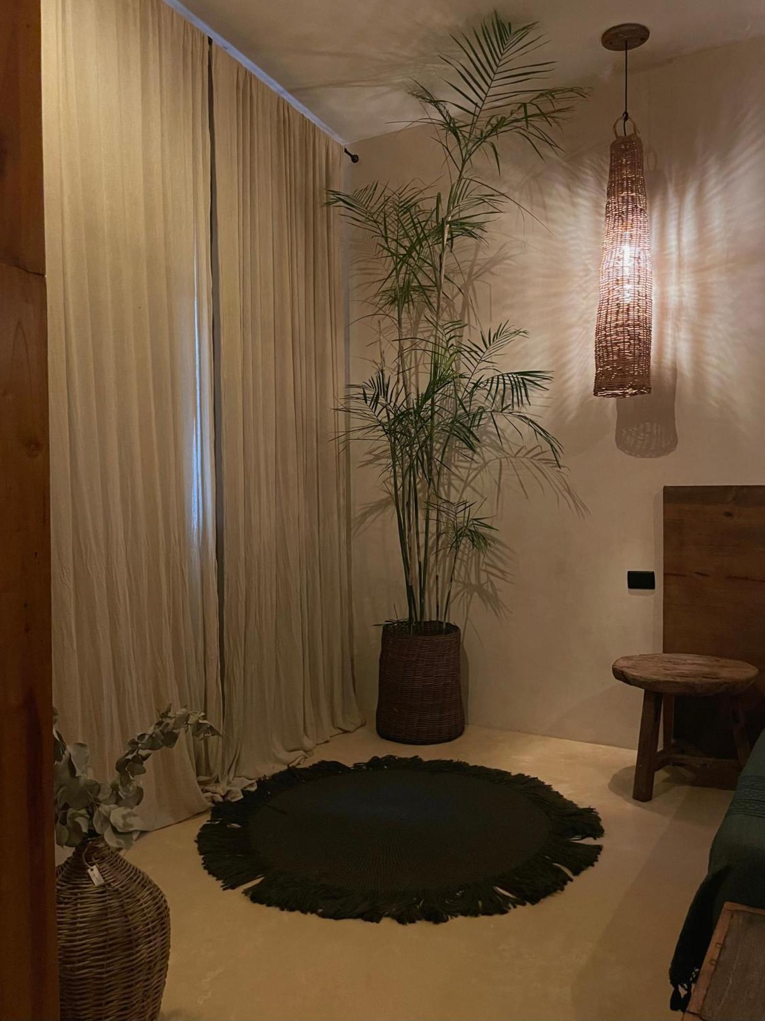 Casa Silice Guesthouse Valladolid  Ngoại thất bức ảnh